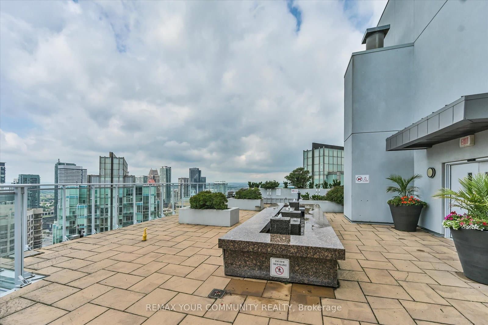 223 Webb Drive, Unit 908 thumbnail 24