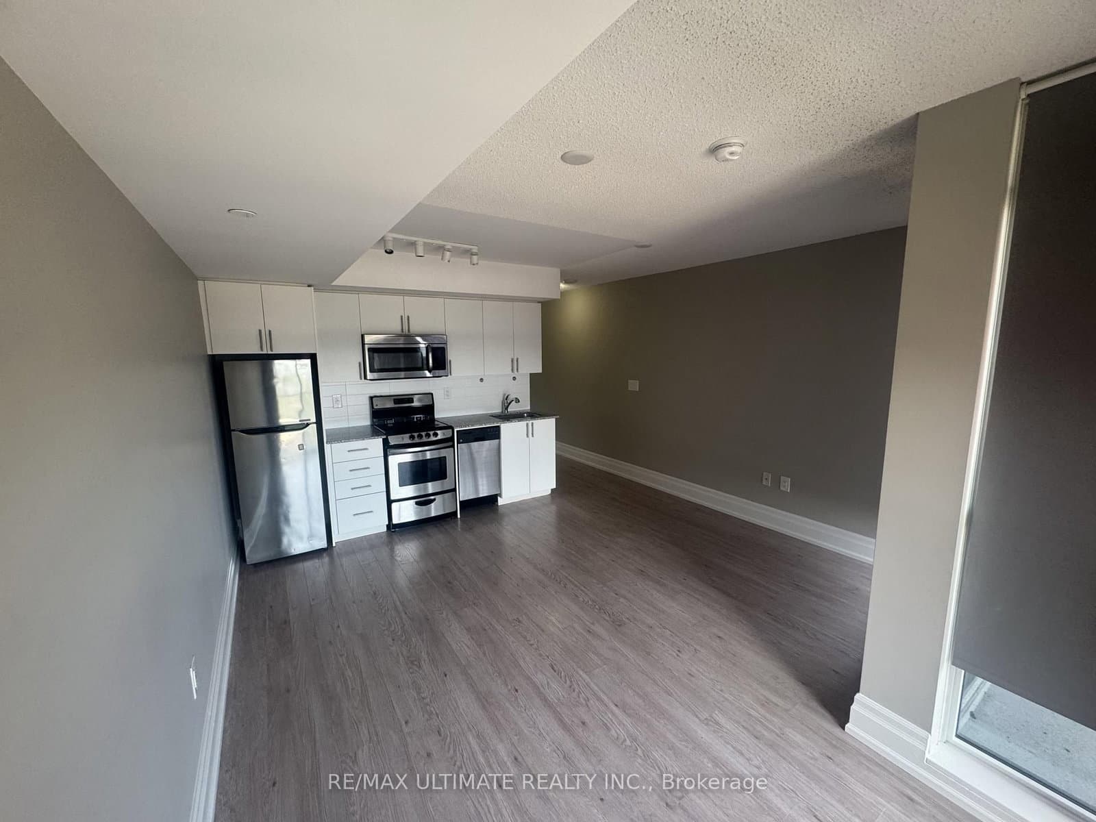800 Lawrence Avenue W, Unit 516 thumbnail 5