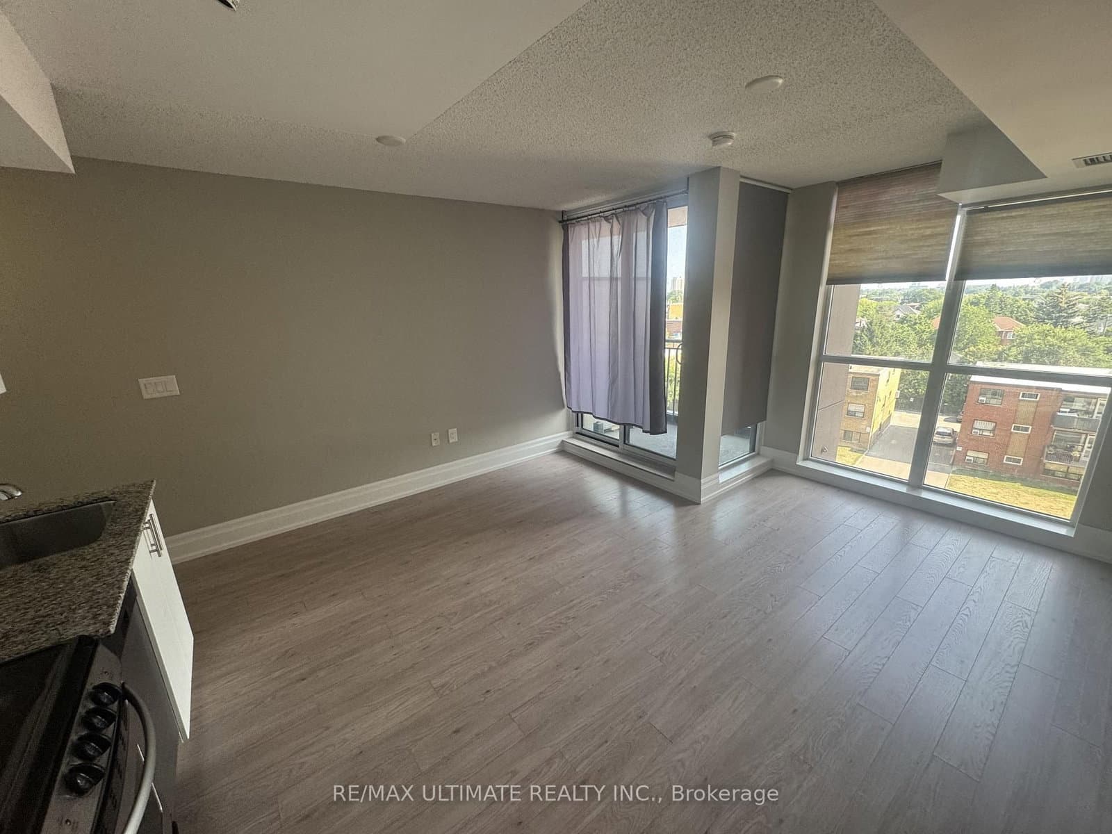 800 Lawrence Avenue W, Unit 516 thumbnail 7