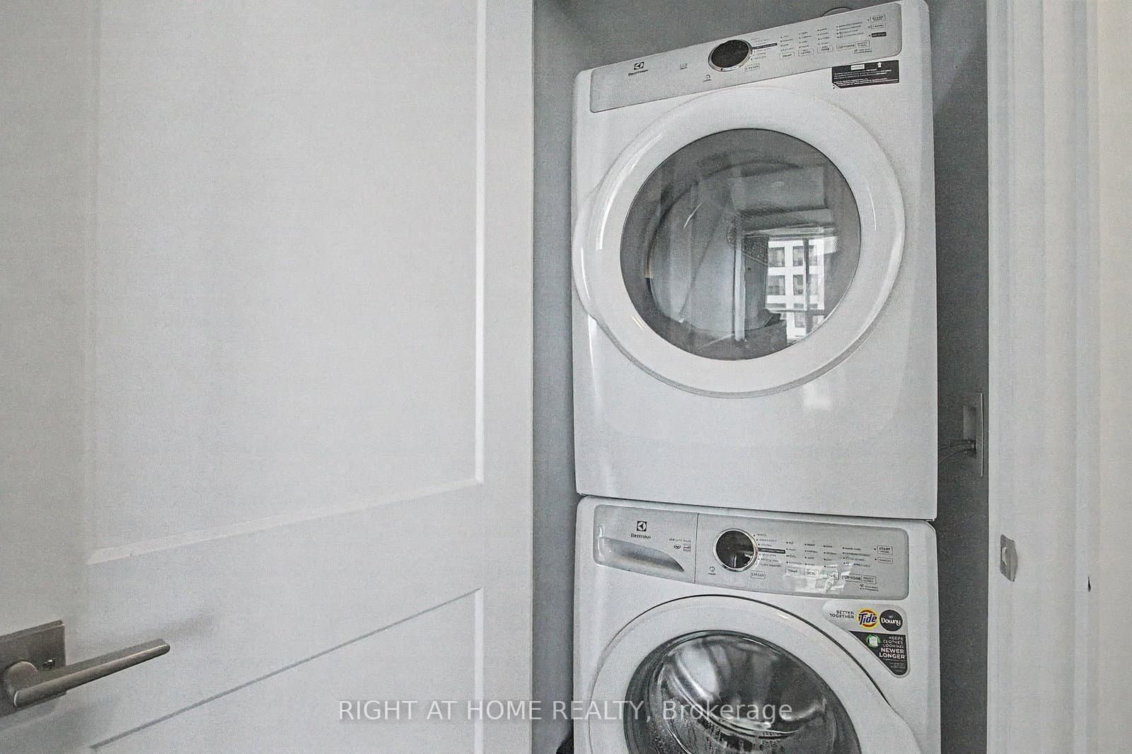 36 Elm Drive W, Unit 3202 thumbnail 18