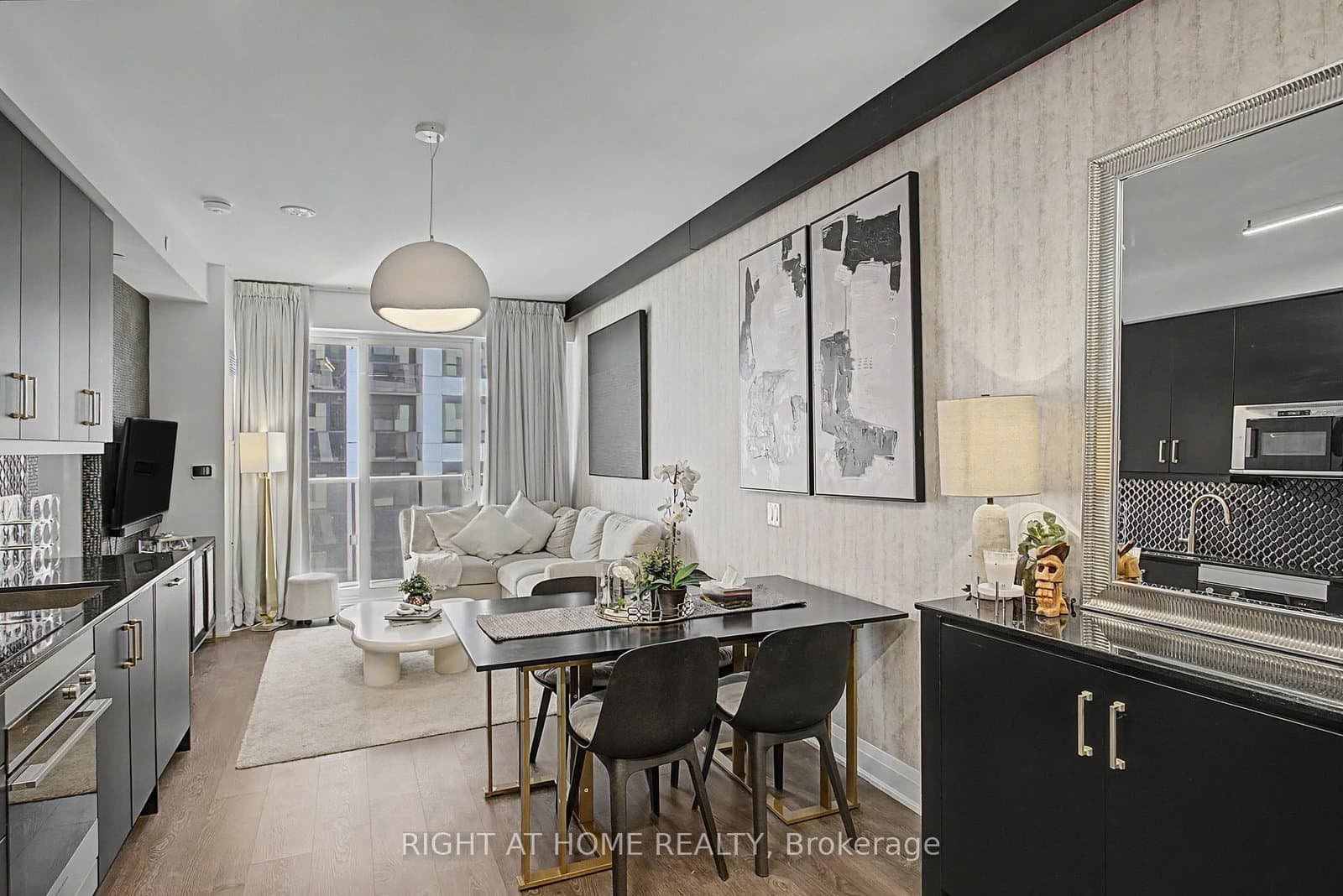 36 Elm Drive W, Unit 3202 thumbnail 5