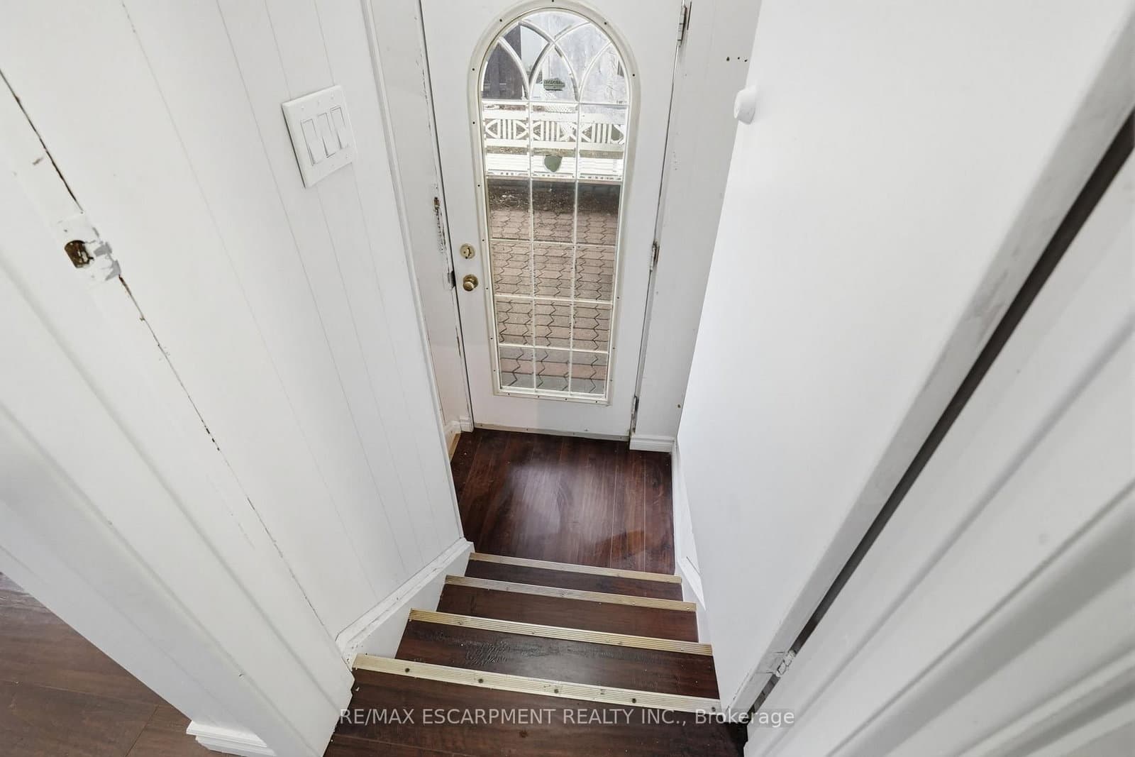 1643 Glenburnie Road thumbnail 20