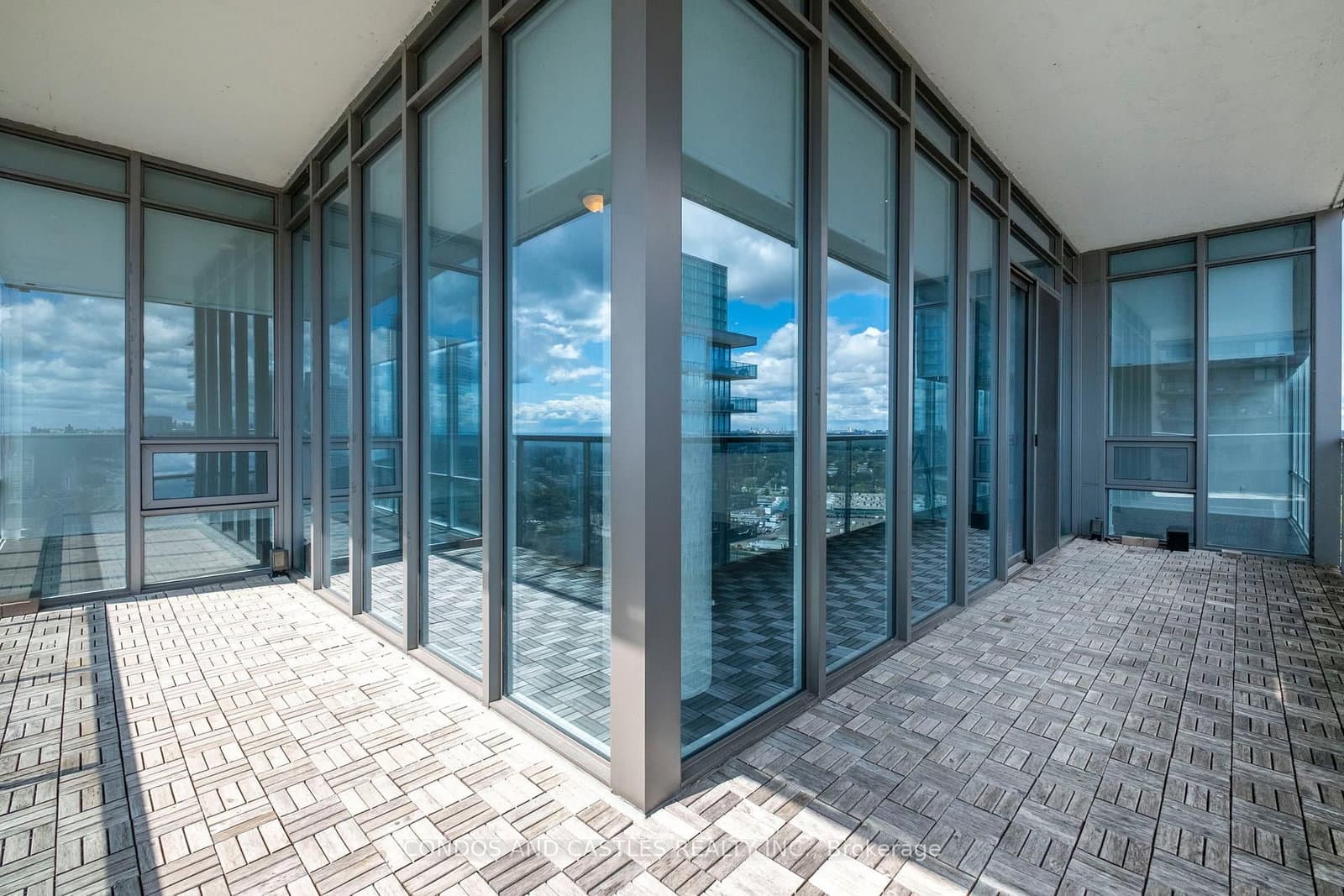 88 Park Lawn Road, Unit 2907 thumbnail 13