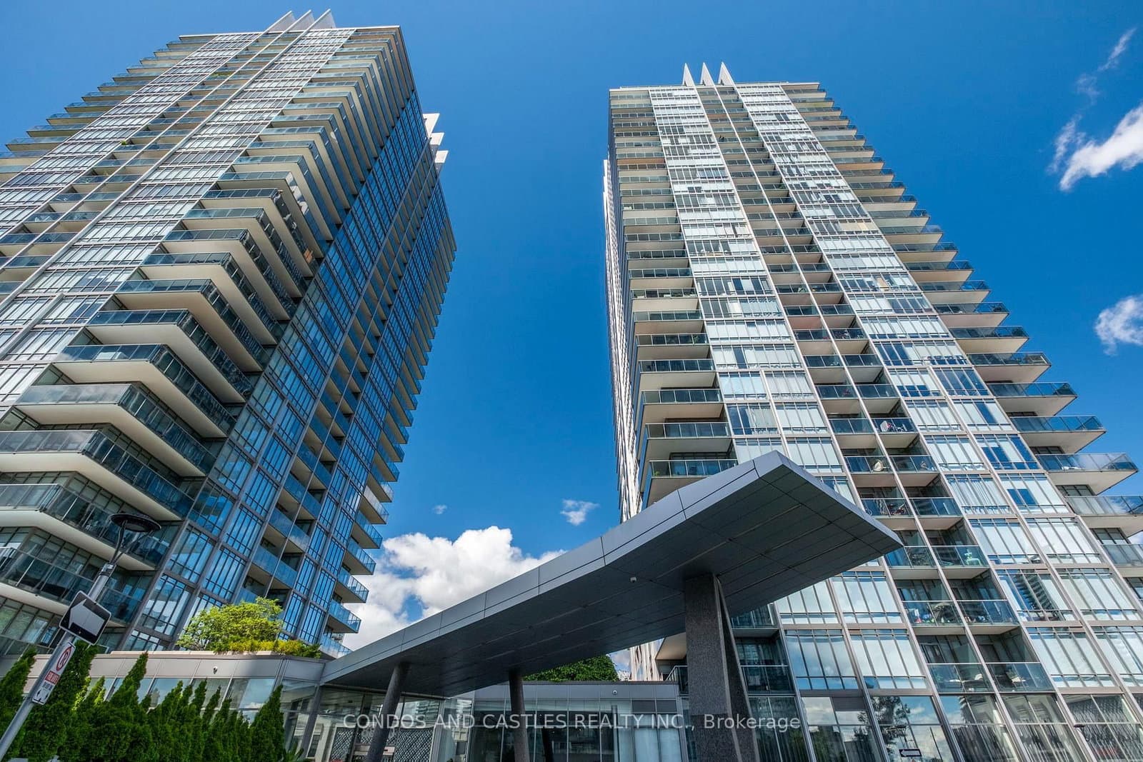 88 Park Lawn Road, Unit 2907 thumbnail 3