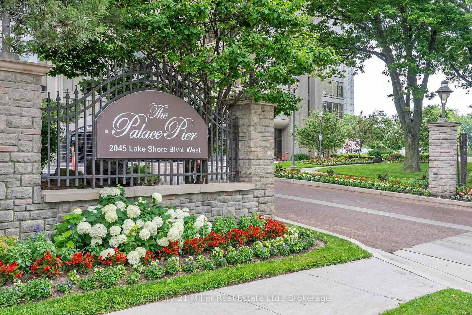 2045 Lake Shore Boulevard W, Unit Unit 3606 thumbnail 2