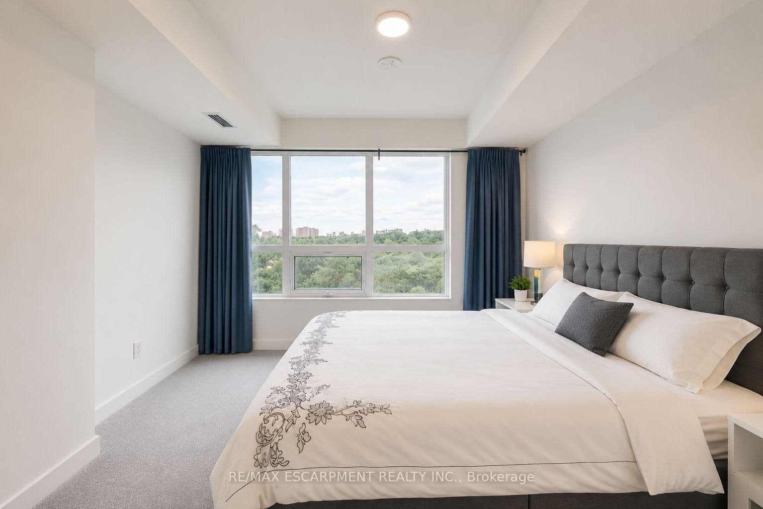 10 Wilby Crescent, Unit 309 thumbnail 15