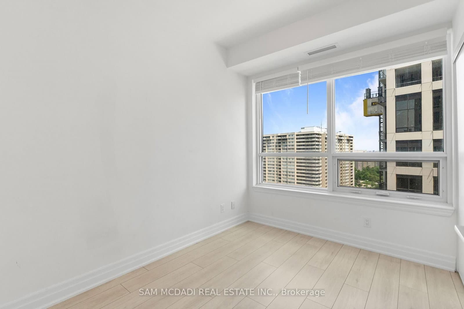 30 Elm Drive, Unit 1102 thumbnail 12