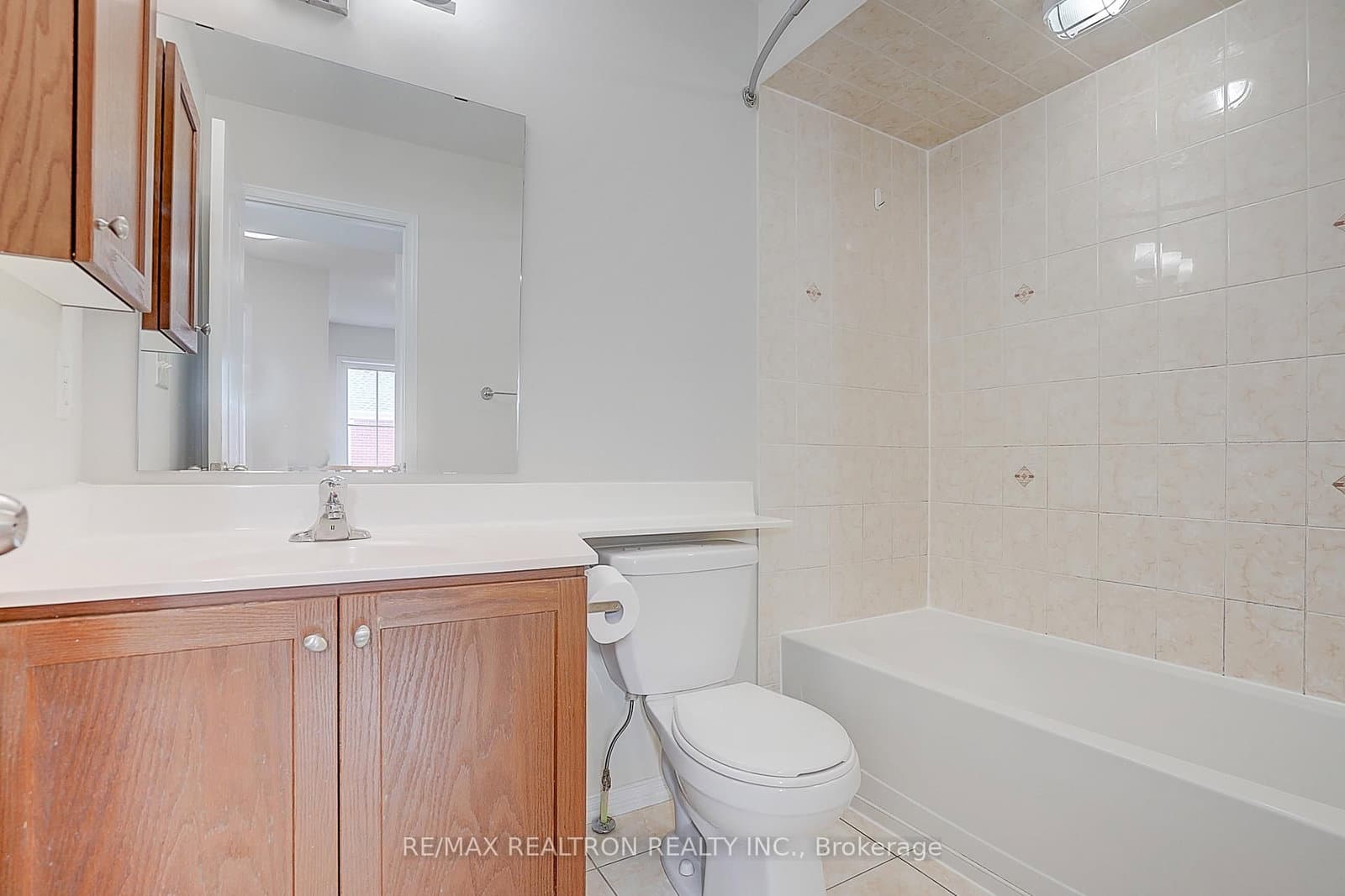 2492 Post Road, Unit 16 thumbnail 25