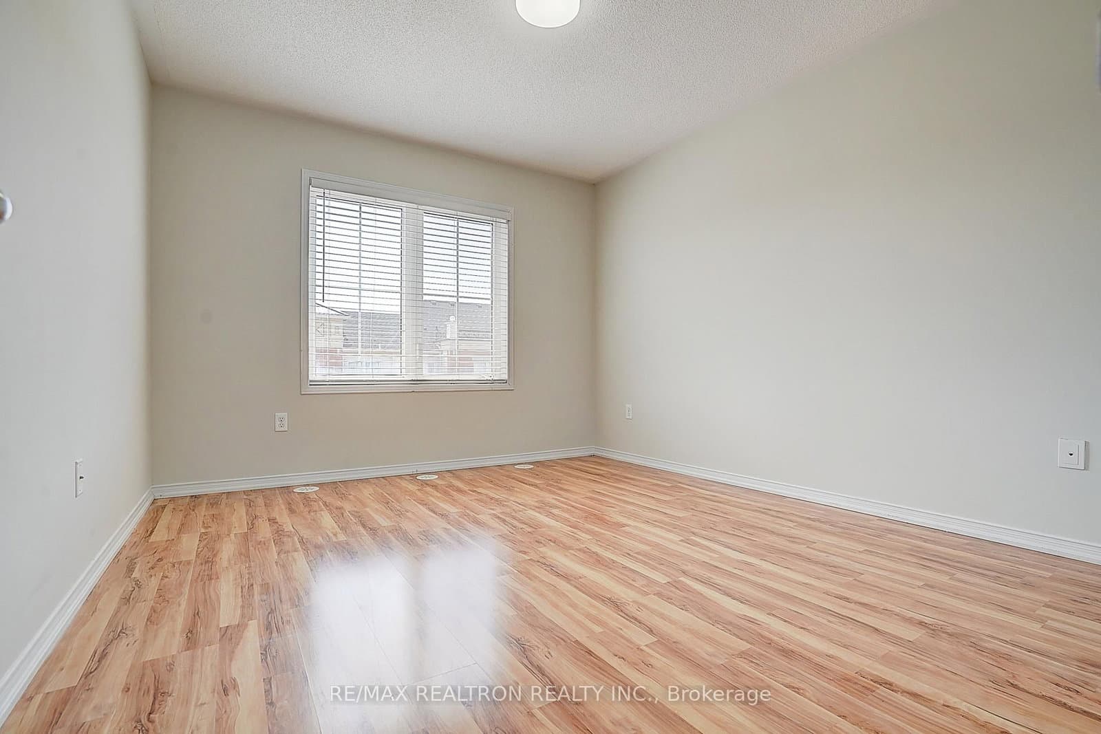 2492 Post Road, Unit 16 thumbnail 33