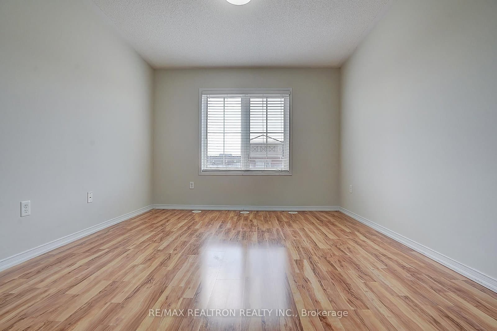 2492 Post Road, Unit 16 thumbnail 34
