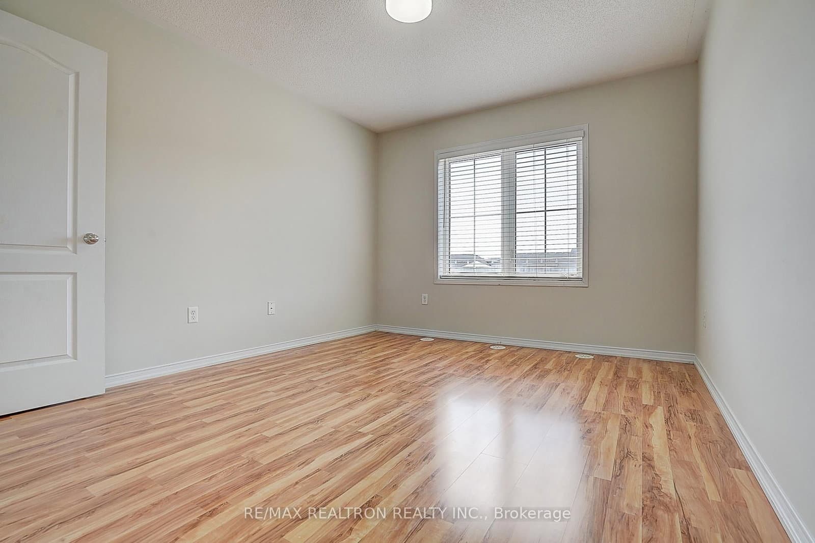 2492 Post Road, Unit 16 thumbnail 35