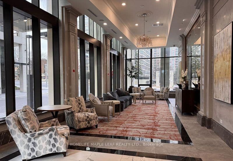 30 Elm Drive W, Unit 604 thumbnail 2