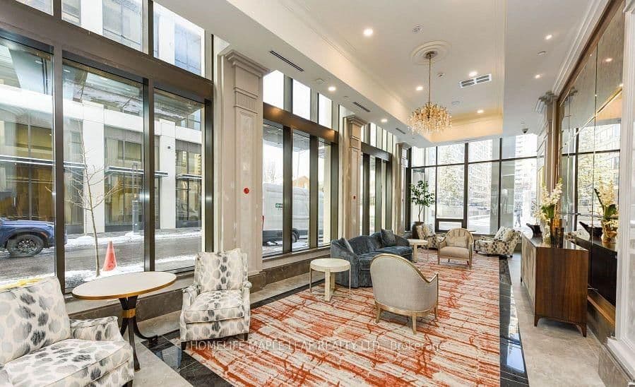 30 Elm Drive W, Unit 604 thumbnail 3