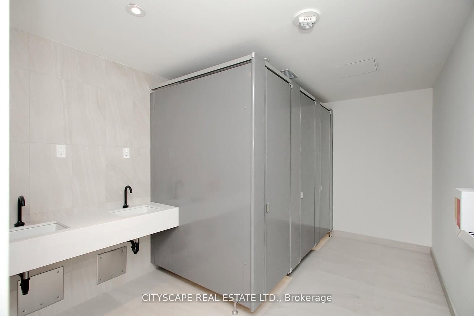 4023 The Exchange, Unit 301 thumbnail 19