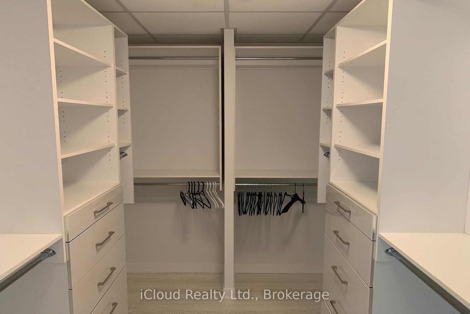 90 Park Lawn S, Unit PH-3103 thumbnail 16