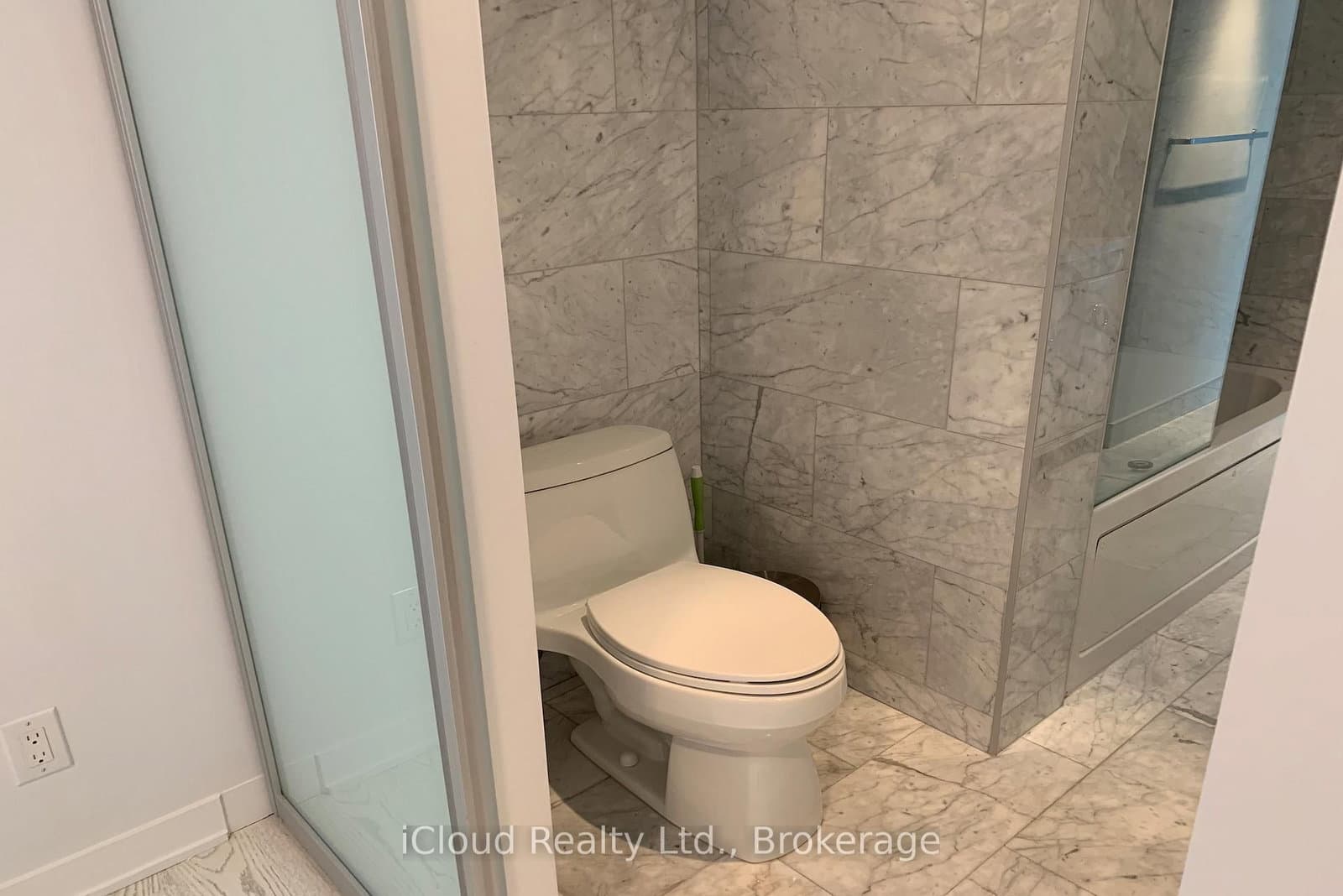 90 Park Lawn S, Unit PH-3103 thumbnail 35