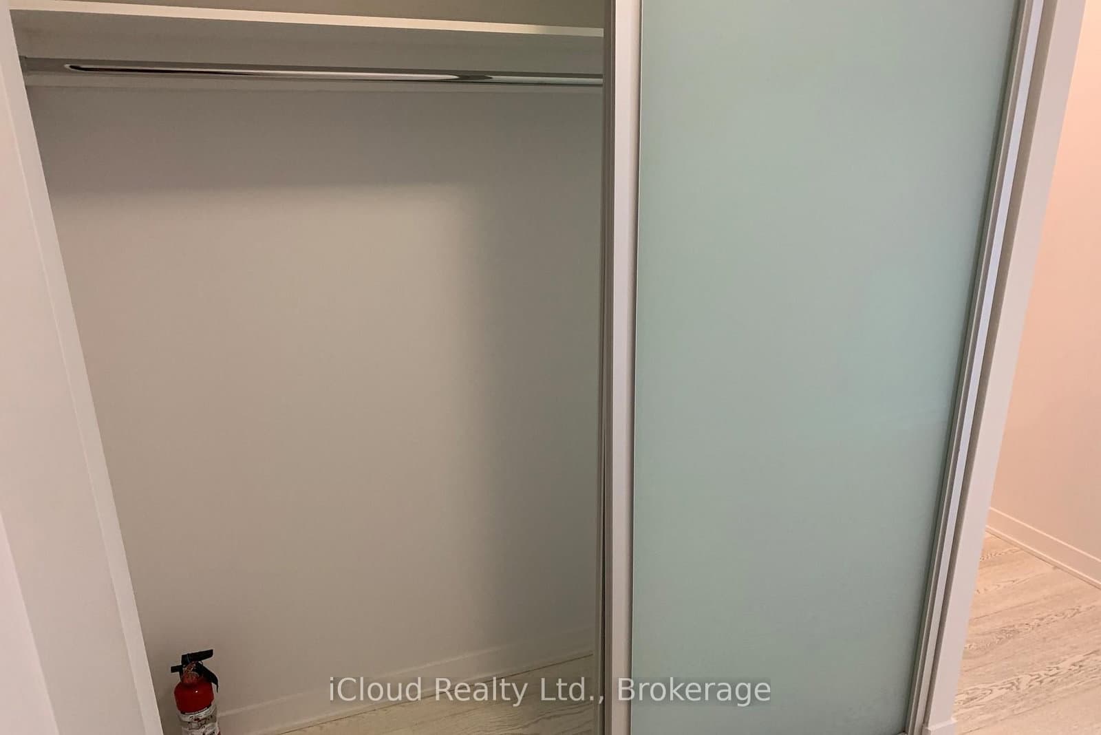 90 Park Lawn S, Unit PH-3103 thumbnail 7