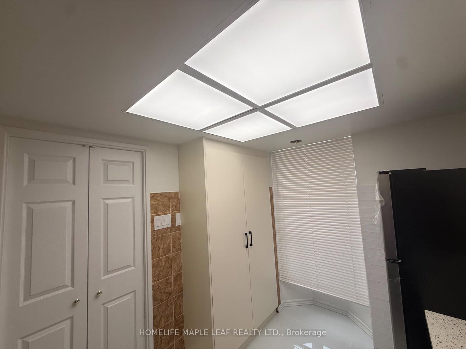 4470 Tucana Court, Unit # 412 thumbnail 32
