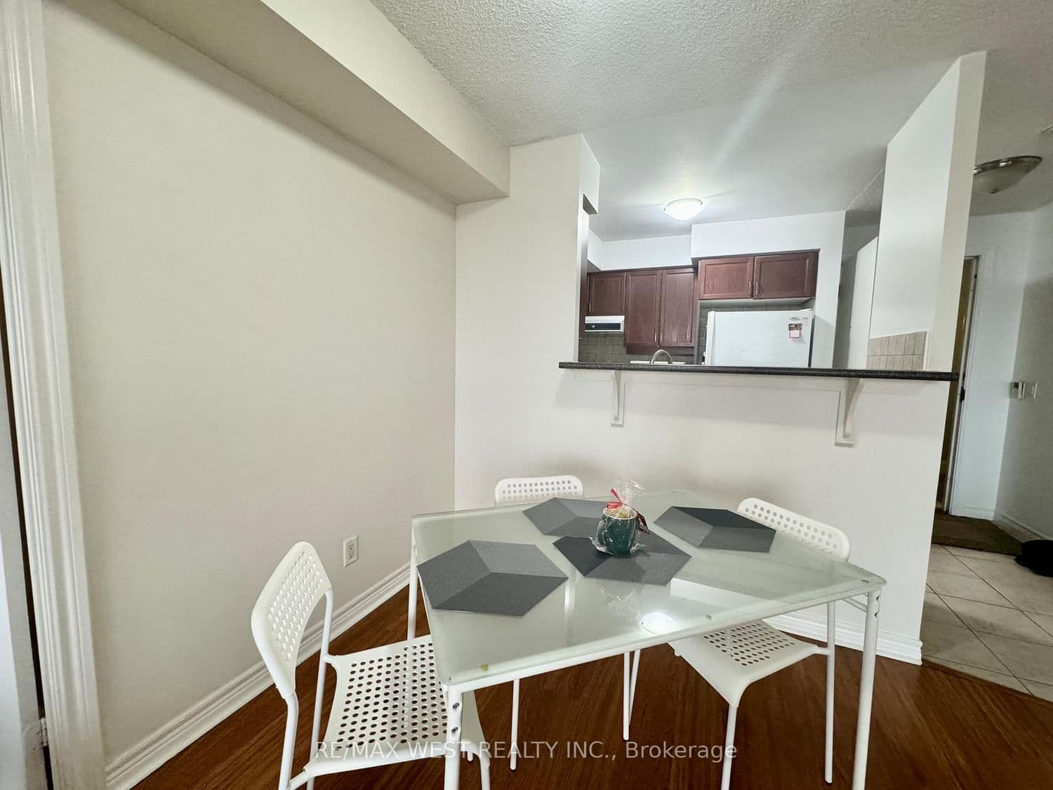 710 Humberwood Boulevard, Unit 2411 thumbnail 5