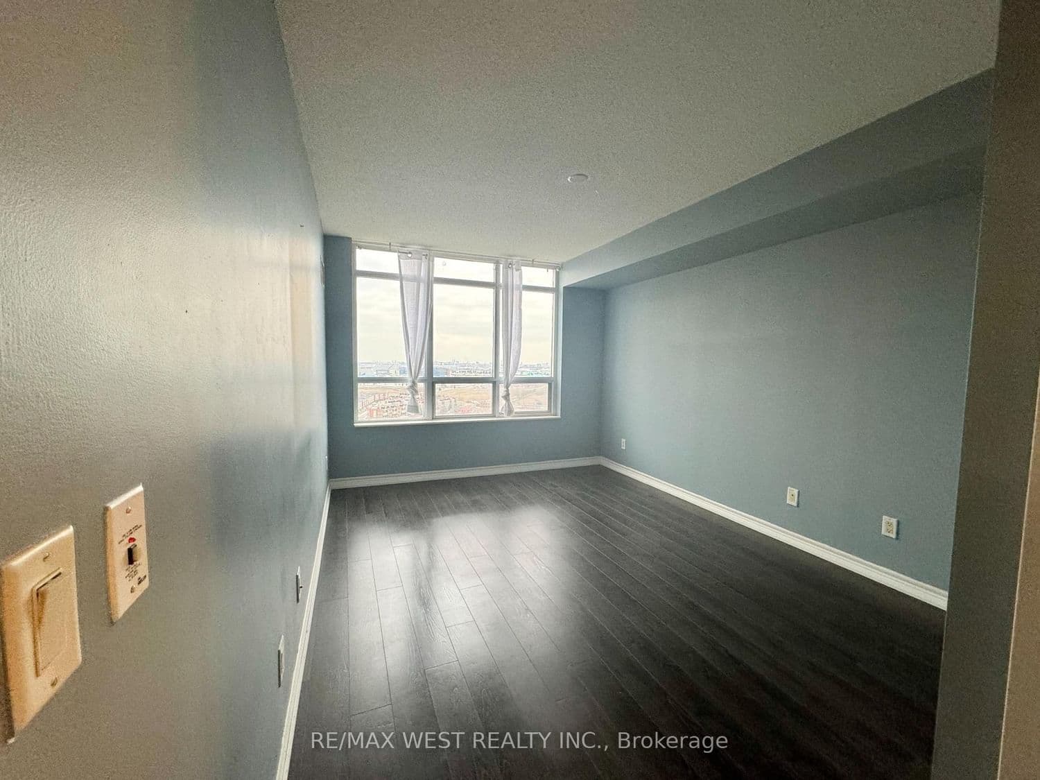 710 Humberwood Boulevard, Unit 2411 thumbnail 6
