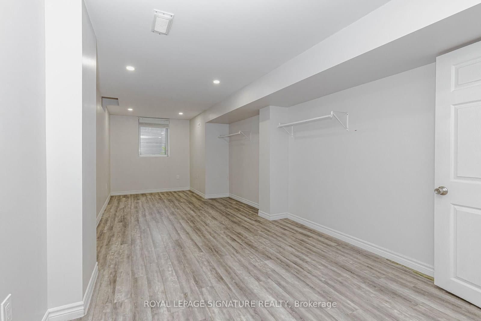 101 Hullrick Drive, Unit Basment thumbnail 16