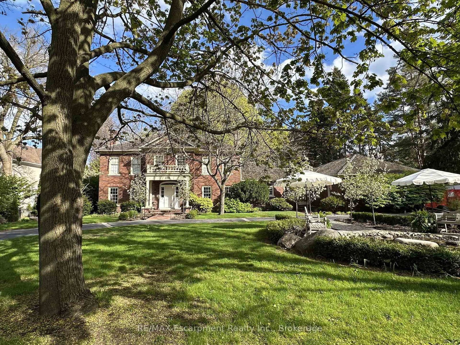488 Macdonald Road thumbnail 2