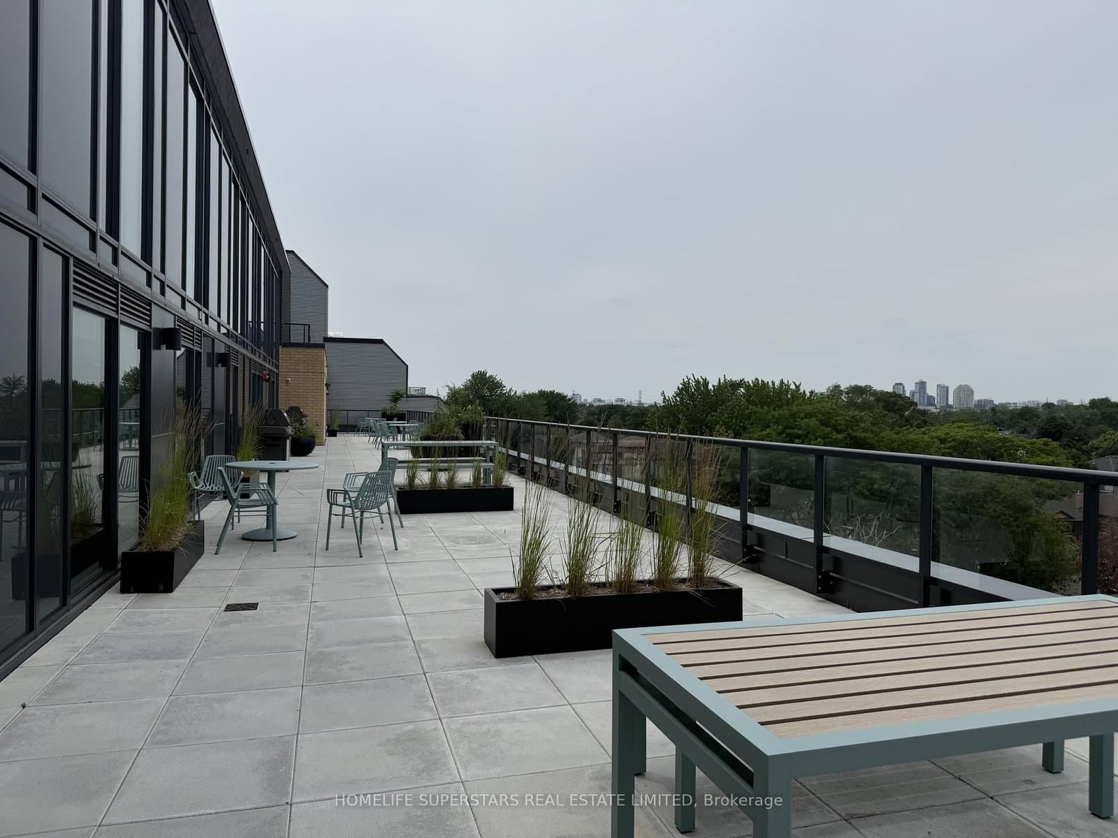 6 Chartwell Road, Unit 302 thumbnail 12