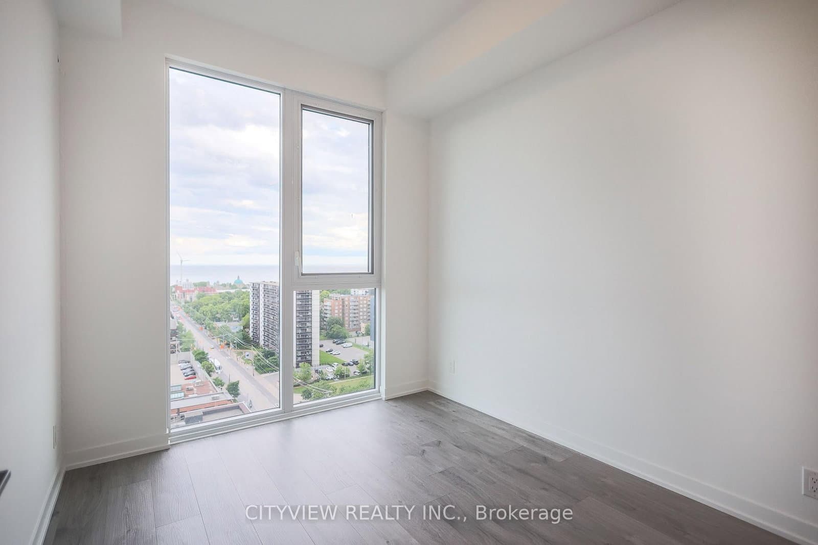 285 Dufferin Street, Unit 1402 thumbnail 14