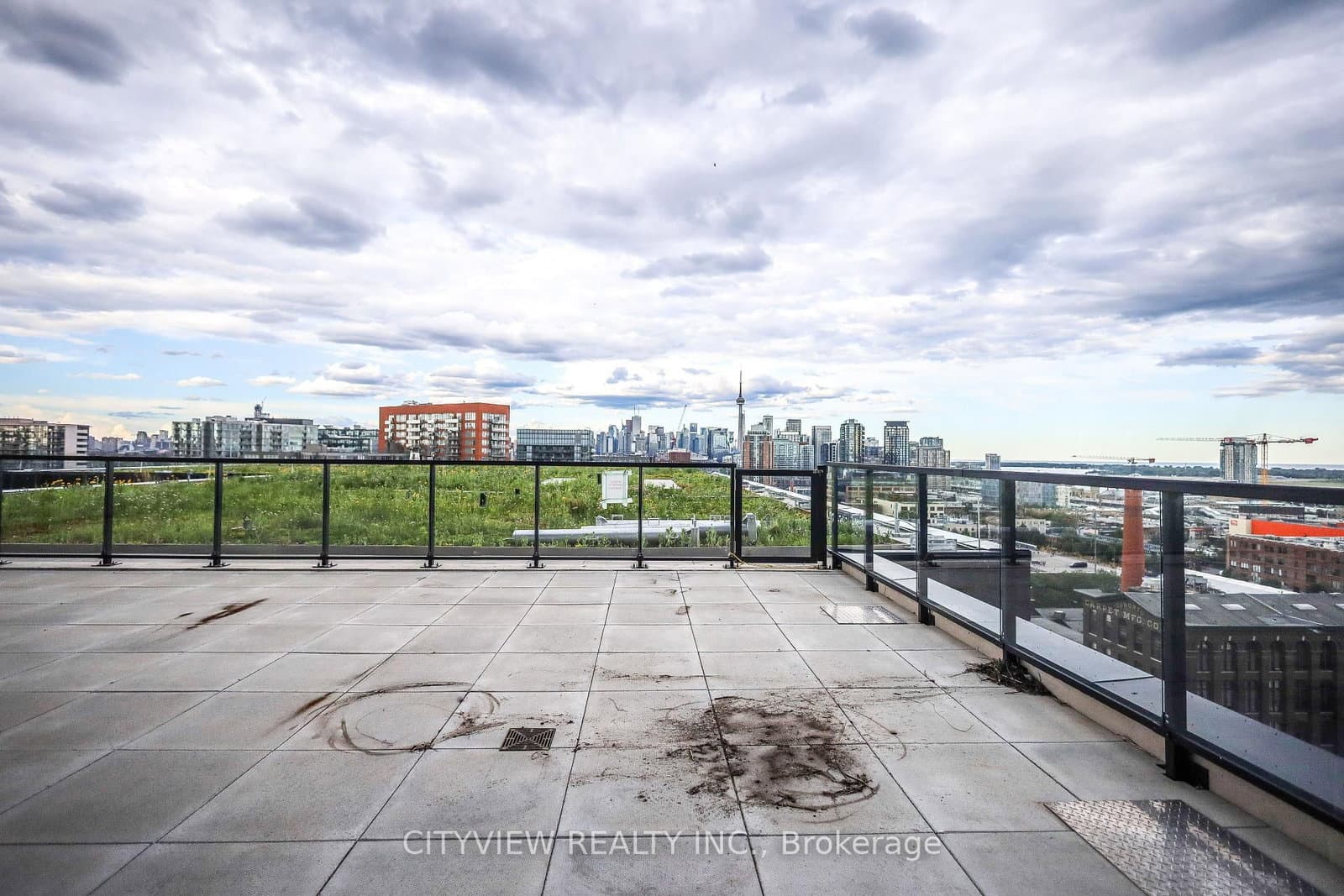 285 Dufferin Street, Unit 1402 thumbnail 22