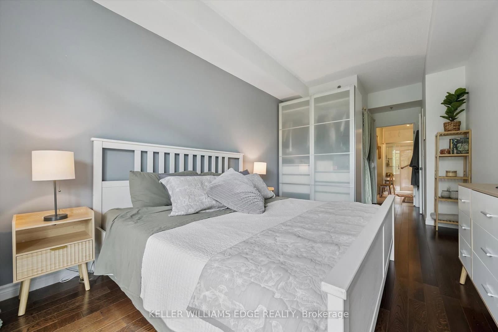 34 Plains Road E, Unit 208 thumbnail 21