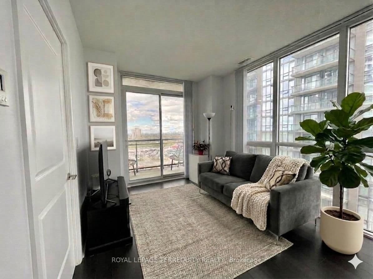 5033 Four Springs Avenue, Unit 1219 thumbnail 14