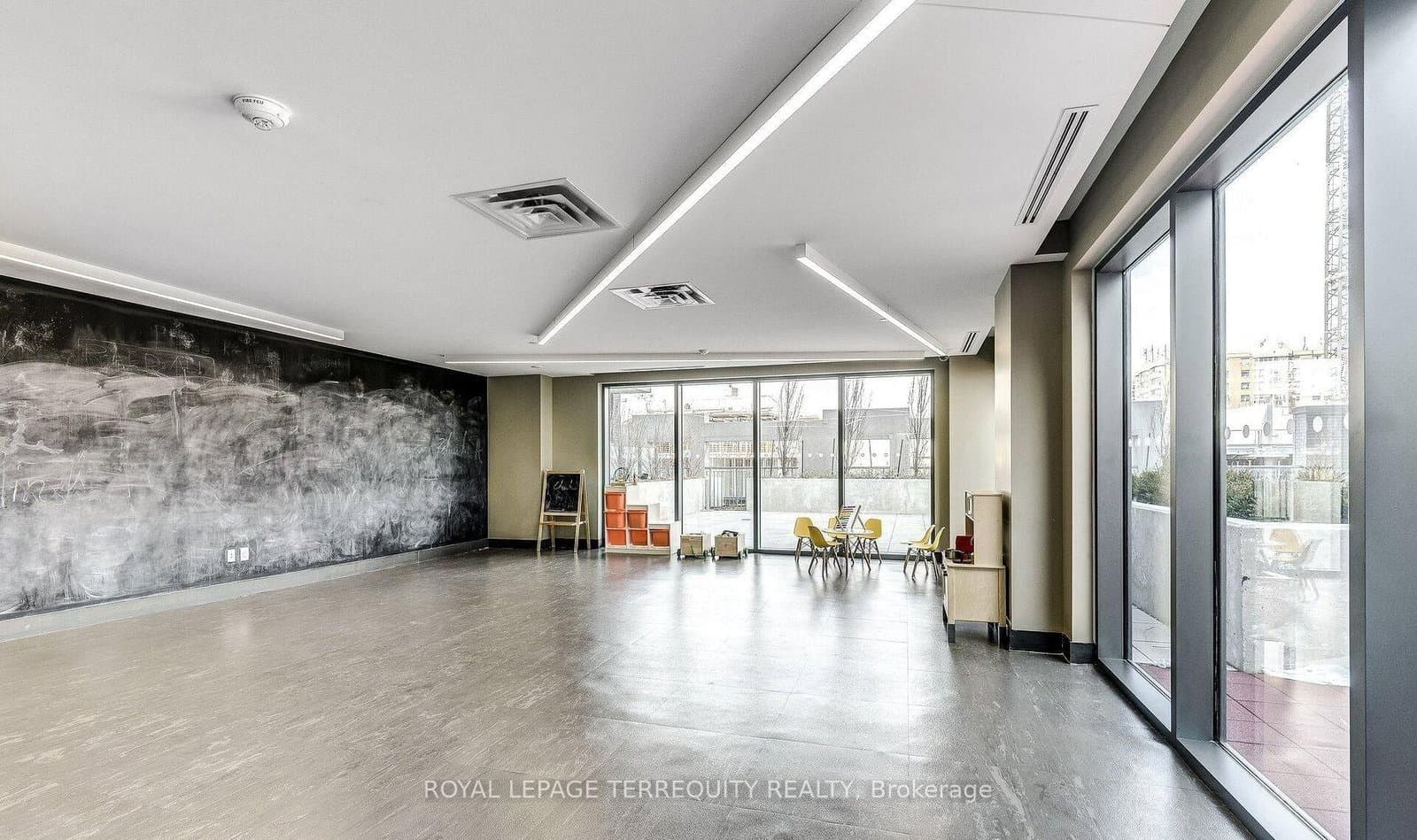 5033 Four Springs Avenue, Unit 1219 thumbnail 38