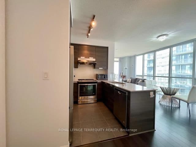 5033 Four Springs Avenue, Unit 1219 thumbnail 7