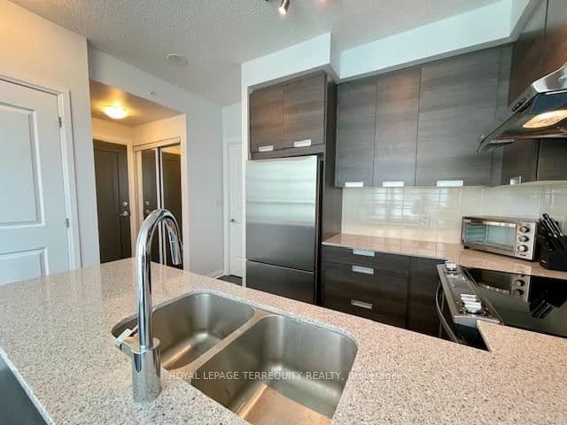 5033 Four Springs Avenue, Unit 1219 thumbnail 8