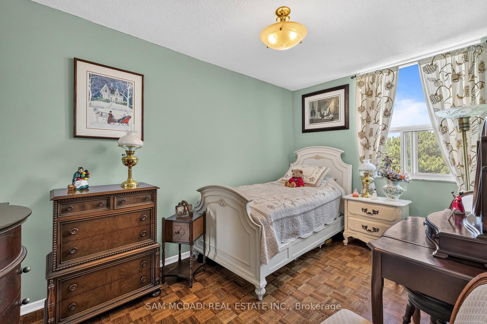 966 Inverhouse Drive, Unit 412 thumbnail 16