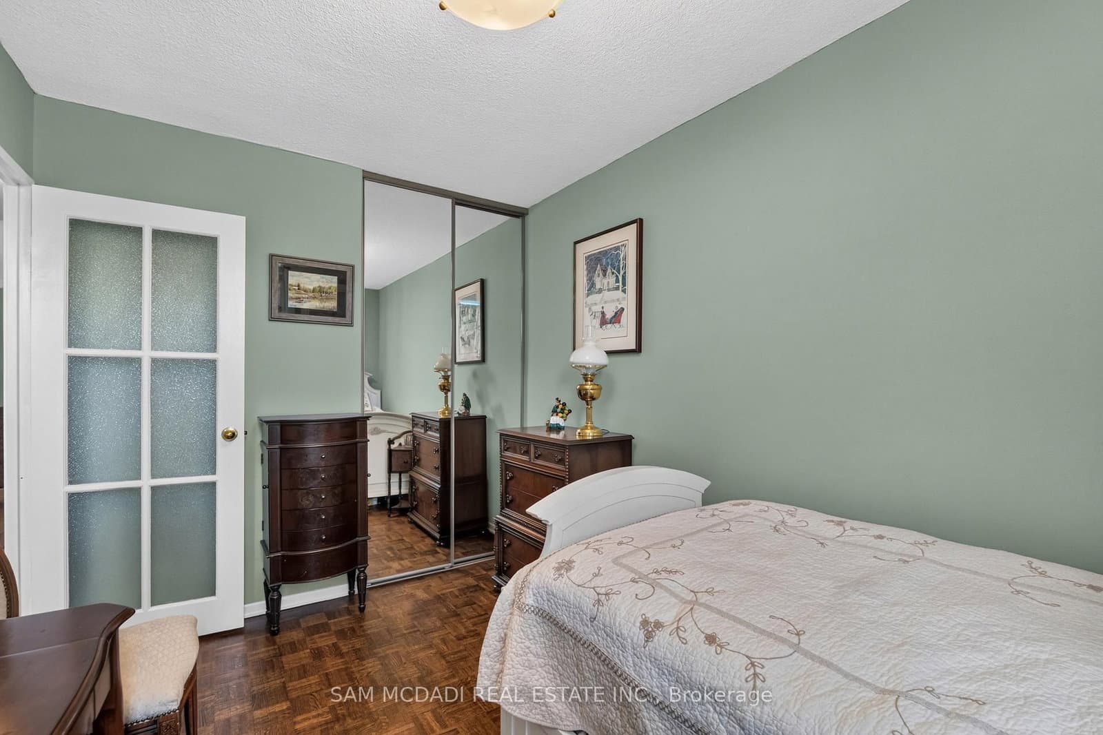 966 Inverhouse Drive, Unit 412 thumbnail 17