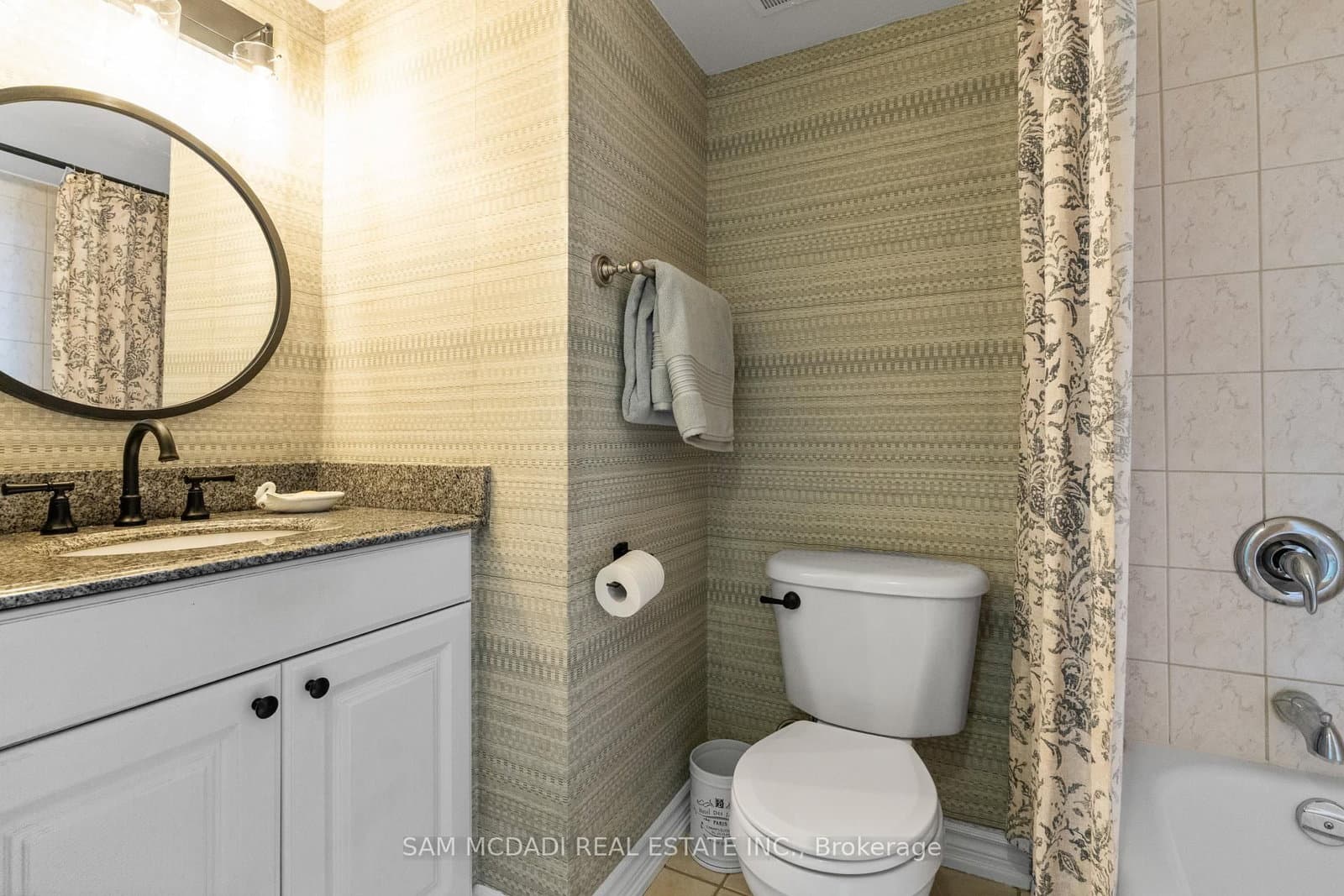 966 Inverhouse Drive, Unit 412 thumbnail 20