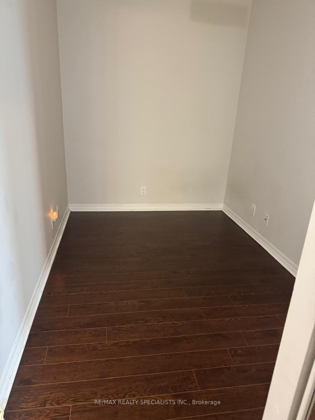3939 Duke Of York Boulevard W, Unit 2401 thumbnail 14