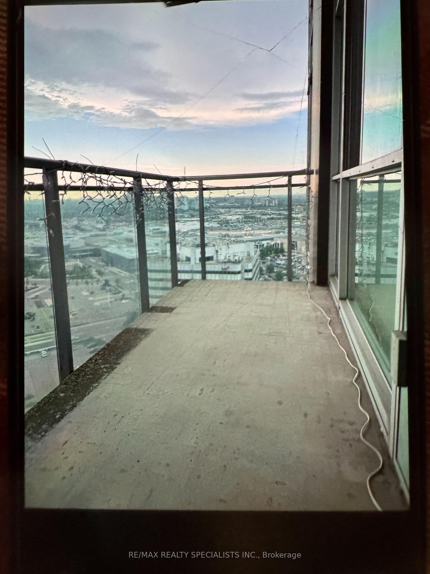 3939 Duke Of York Boulevard W, Unit 2401 thumbnail 23