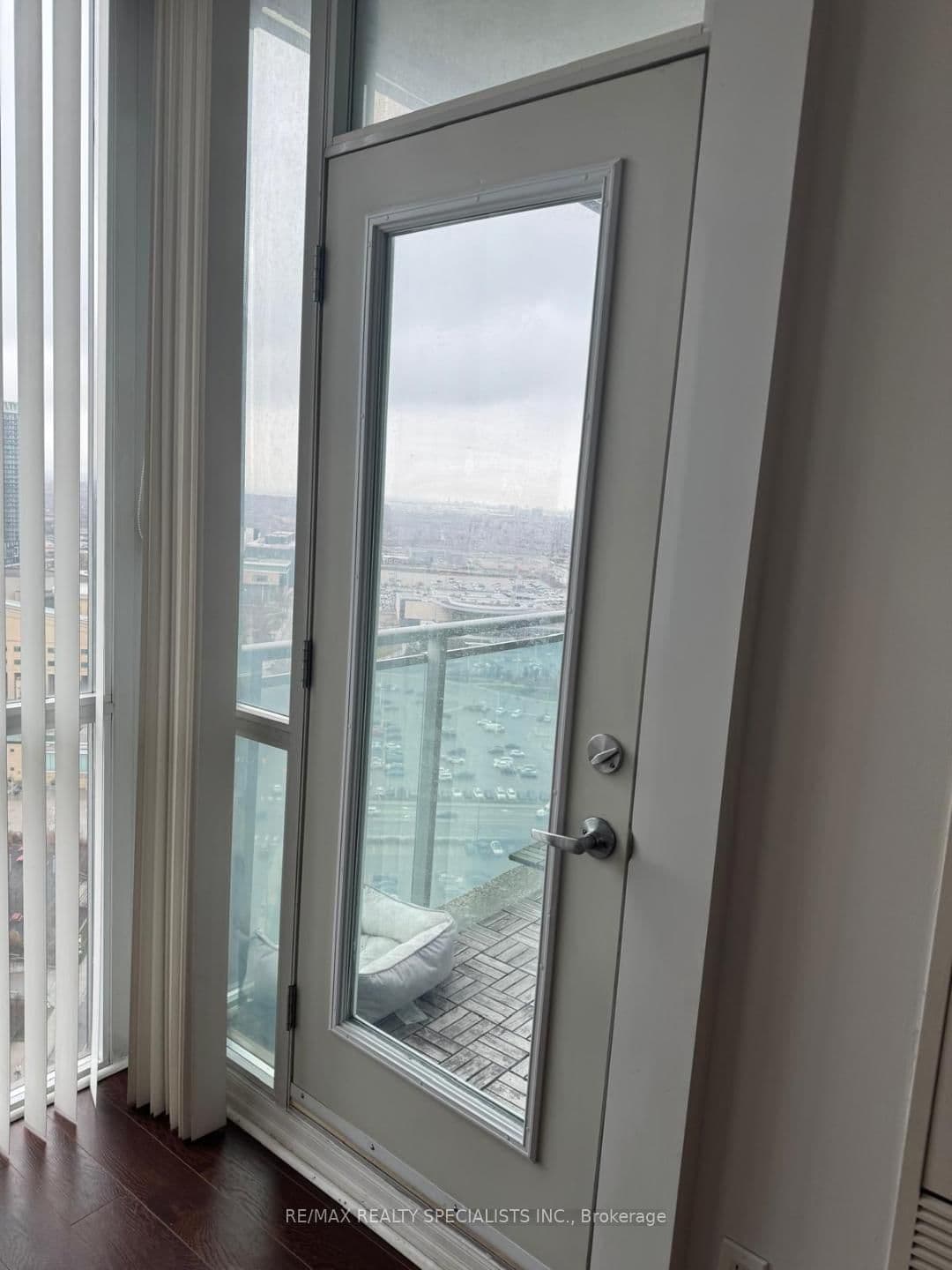 3939 Duke Of York Boulevard W, Unit 2401 thumbnail 24