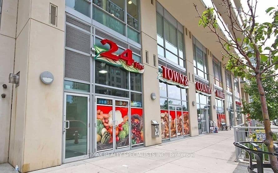 3939 Duke Of York Boulevard W, Unit 2401 thumbnail 25