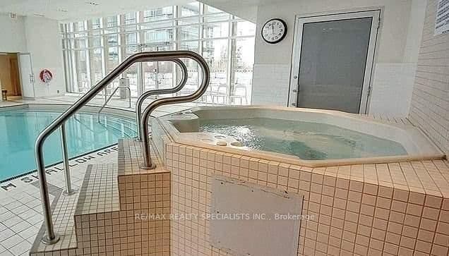 3939 Duke Of York Boulevard W, Unit 2401 thumbnail 28