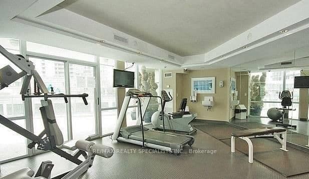 3939 Duke Of York Boulevard W, Unit 2401 thumbnail 29