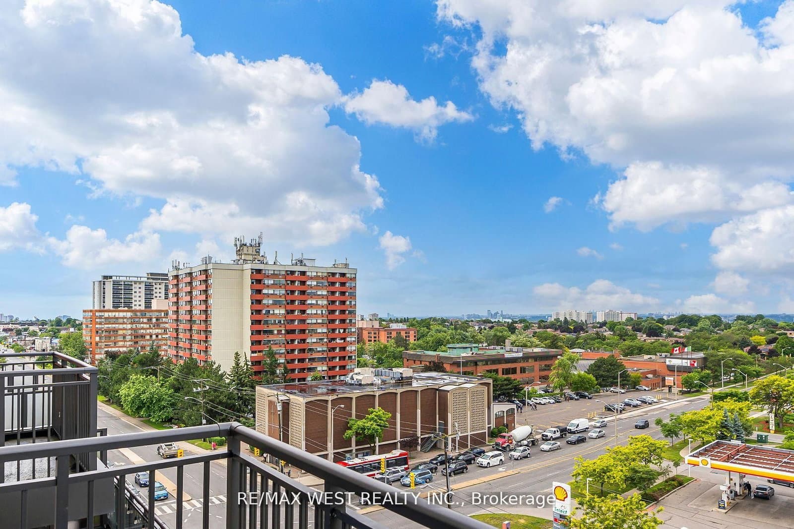 830 Lawrence Avenue, Unit 803 thumbnail 19