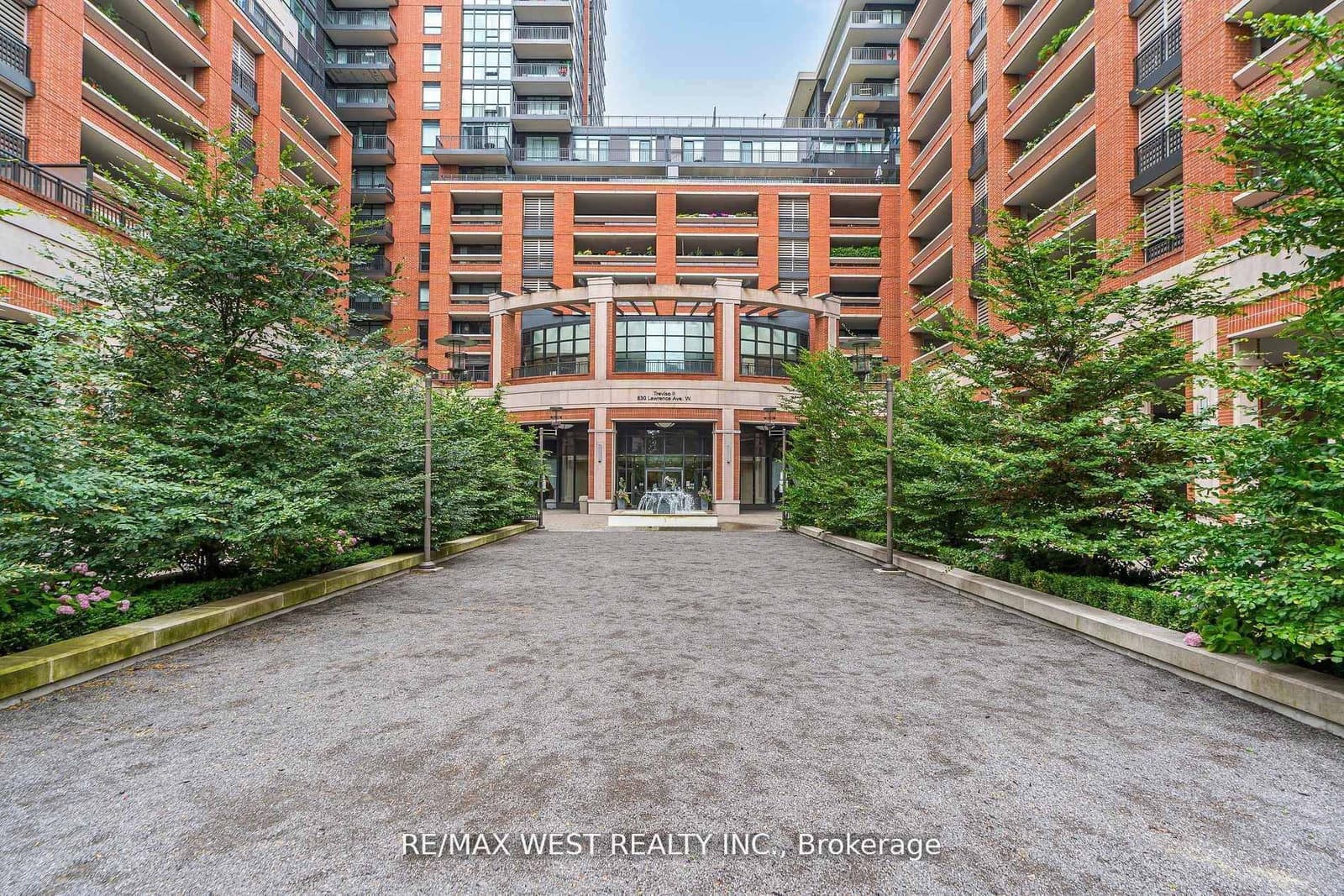 830 Lawrence Avenue, Unit 803 thumbnail 4