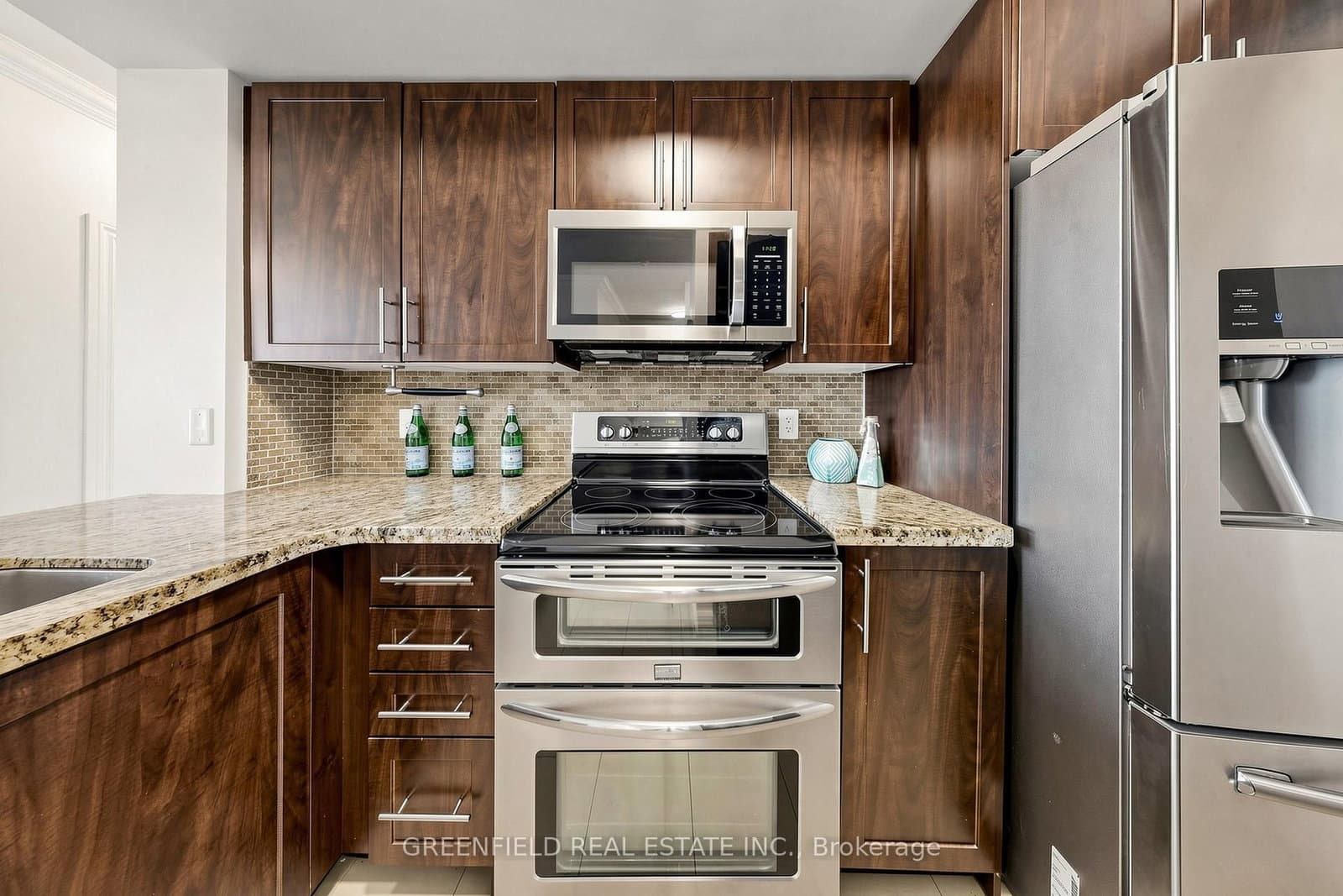 55 De Boers Drive, Unit LPH2 thumbnail 10