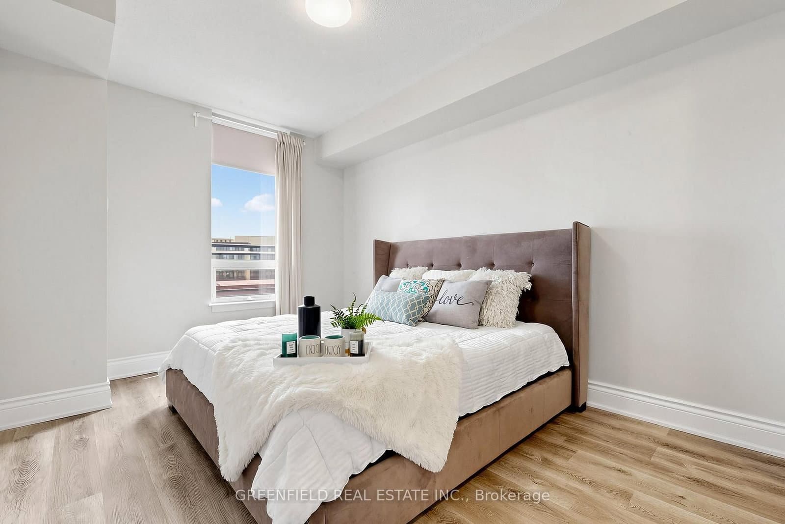 55 De Boers Drive, Unit LPH2 thumbnail 16