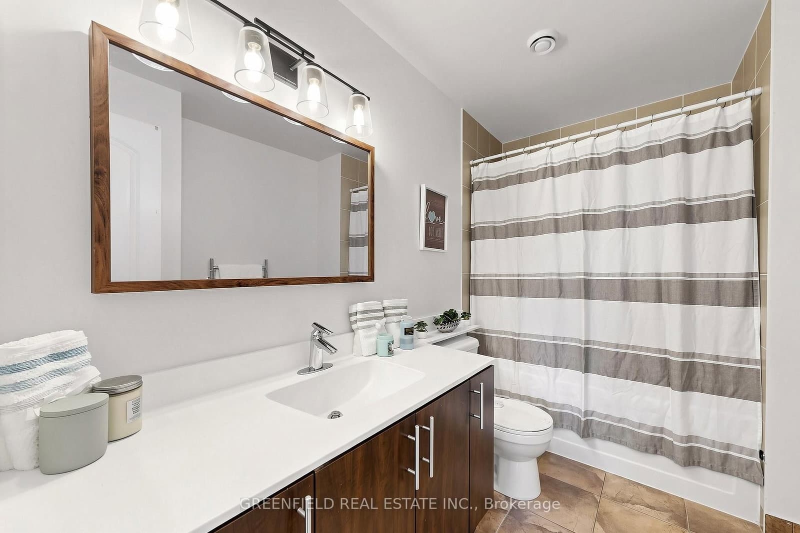 55 De Boers Drive, Unit LPH2 thumbnail 22