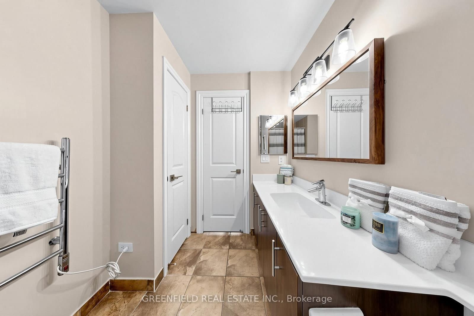 55 De Boers Drive, Unit LPH2 thumbnail 28