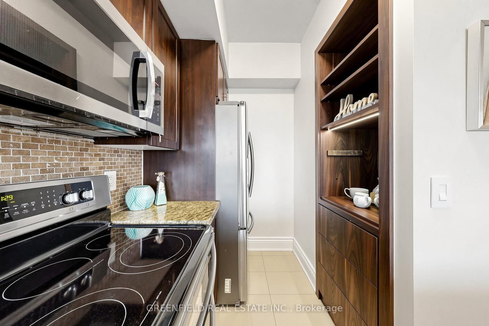 55 De Boers Drive, Unit LPH2 thumbnail 9